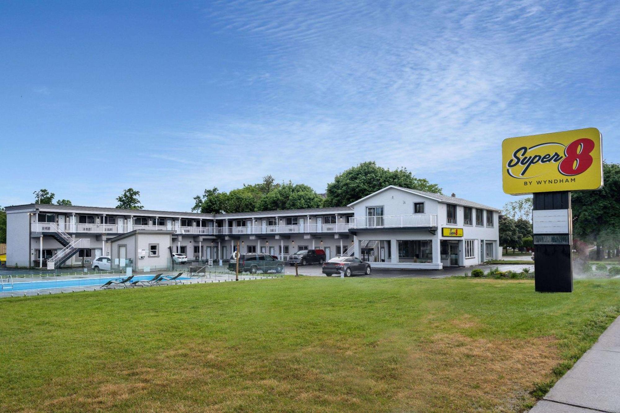 Super 8 By Wyndham Niagara Falls On Kültér fotó